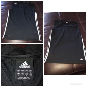 Men’s Adidas shirt